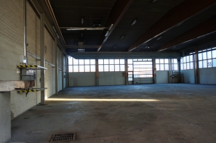 halli 600m2 + rukkaset 004.JPG